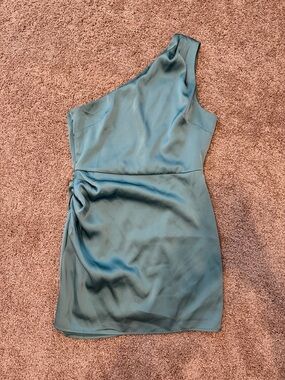 Lulus dress
